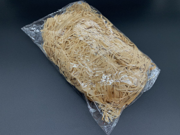 Наповнювач для коробок. Паперова стружка для упаковки. Колір коричневий.
