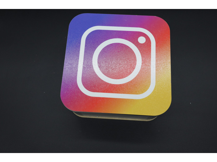 Подарочная шкатулка. INSTAGRAM. 19х19х8.5см