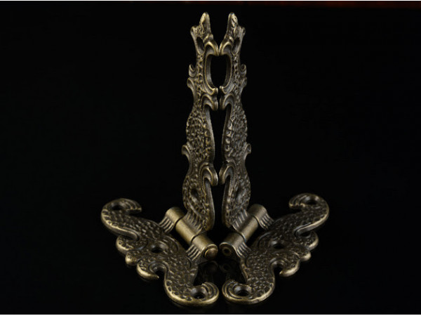Петля фігурна. Колір "стара латунь". 114х70мм