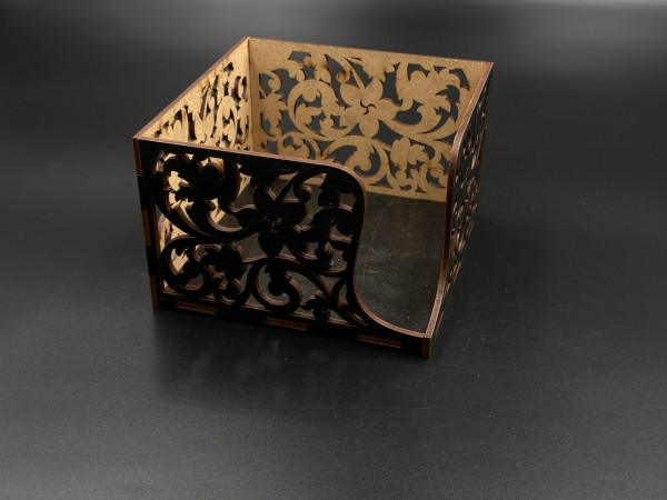 Серветниця. Колір чорний. 13,5х13,5х9см
