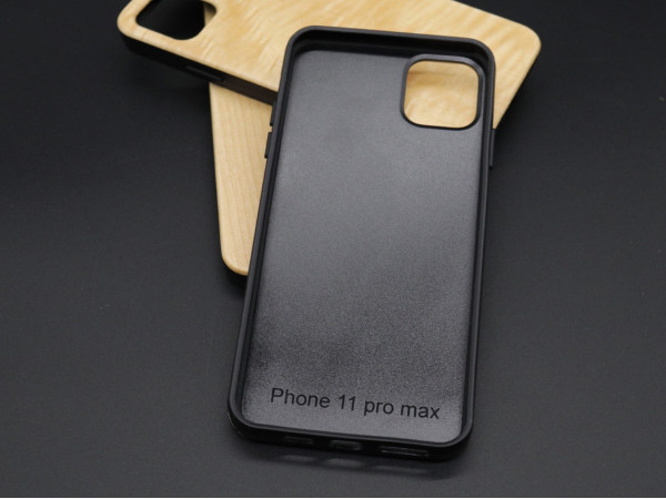 Дерев'яний чохол для смартфона iPhone 11 PRO MAX під гравіювання колір "вільха"