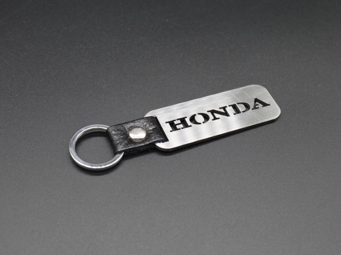 Брелок металевий. HONDA. 10х2,5см