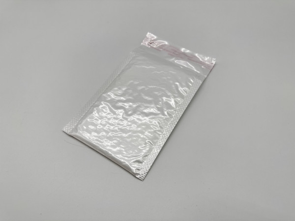 Конверт  Почтовый 11×15+4 .  Бандерольный с воздушной прослойкой  и отрывной лентой. Цвет белий